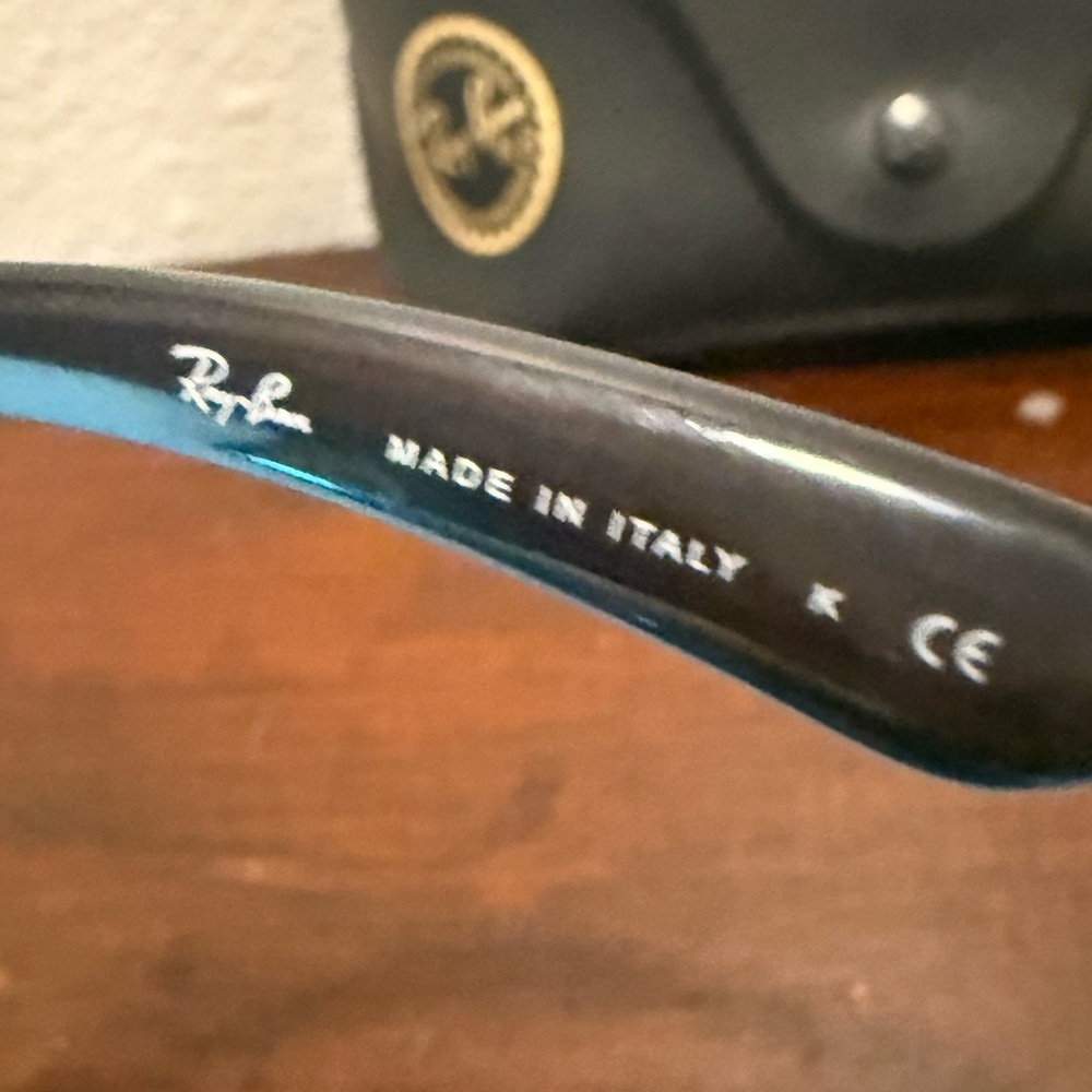 Ray-Ban sunnies, Caribbean blue frames, gray fade lenses. Case included - Picture 7 of 10